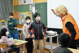第３回　薬物乱用防止教室　豊田市大畑小学校｜薬物使用の誘いを断る練習です